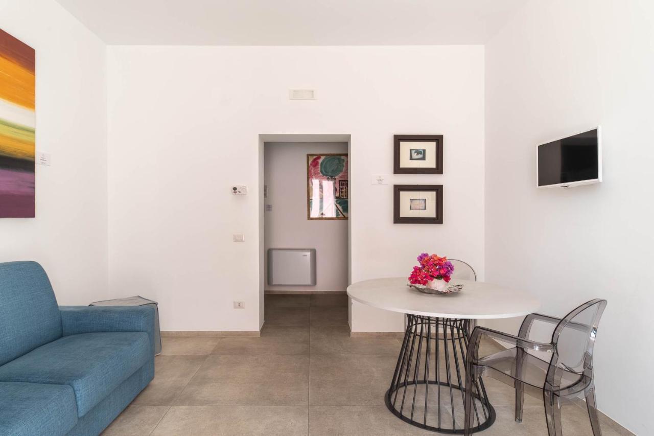 Palazzo Novecento Bed and Breakfast Polignano a Mare Exteriör bild